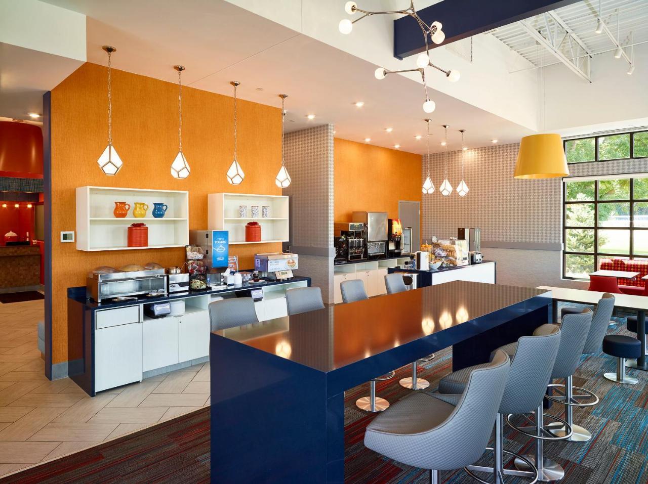 Livinn Hotel St Paul East / Maplewood Экстерьер фото